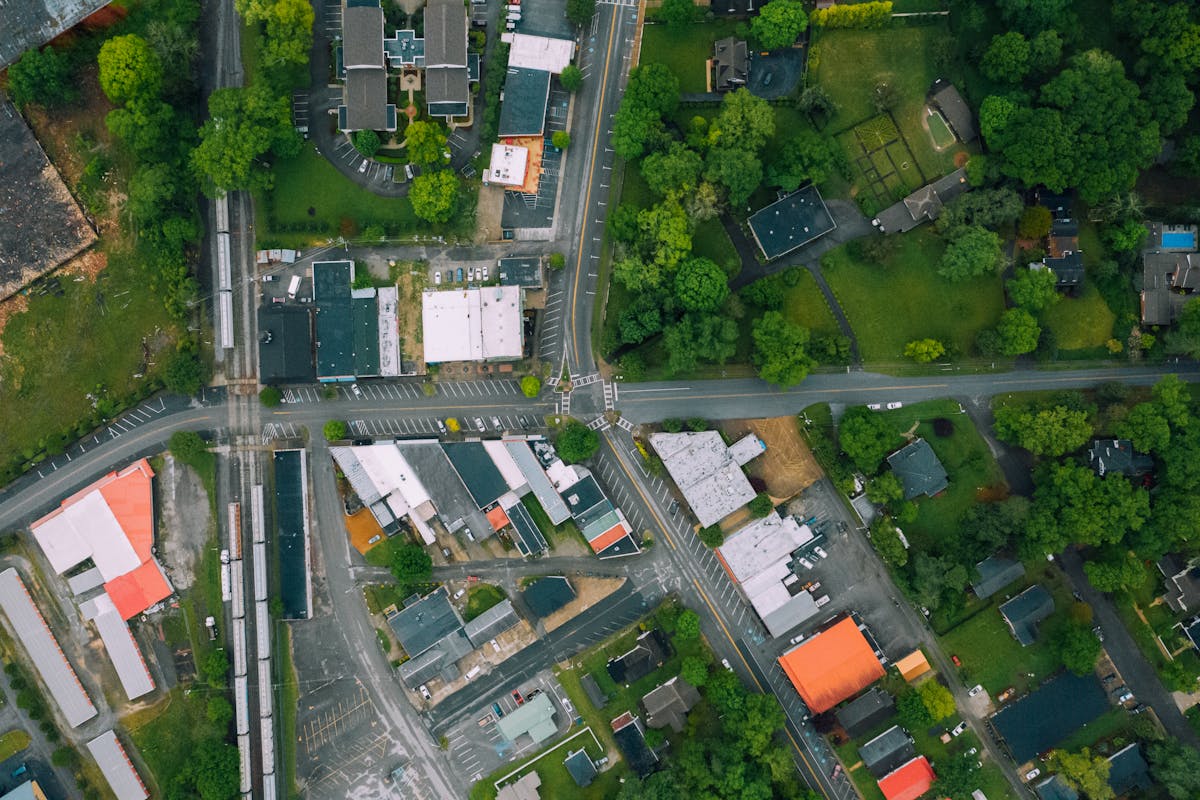 khảo sát thực địa thị trường đất nền trước khi đầu tư