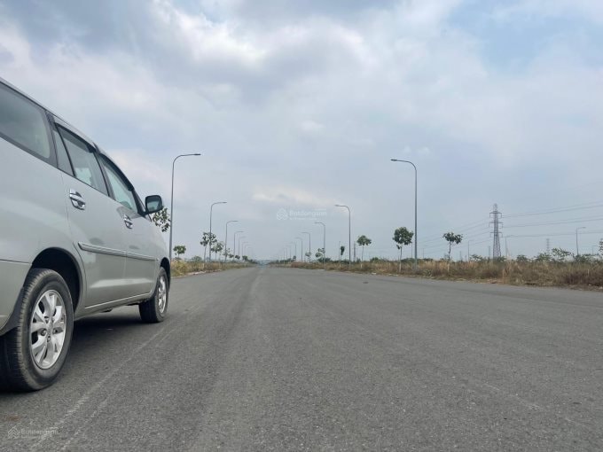 cấm phân lô bán nền 2025 quy định mới luật kinh doanh bất động sản