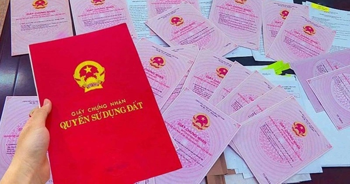 Thủ tục sang tên sổ đỏ 2026 Sang tên sổ đỏ - Giấy chứng nhận quyền sử dụng đất
