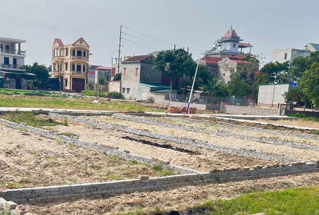 Đất nền phân lô tại Hòa Bình đã san nền