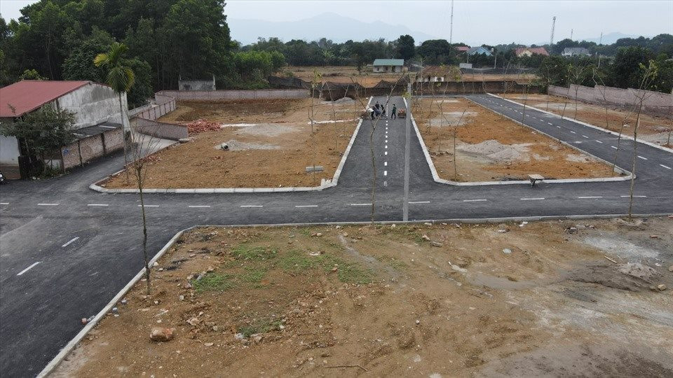 Tại sao đất có sổ đỏ đắt hơn - khu đất nền phân lô có sổ đỏ riêng từng nền tại Việt Nam