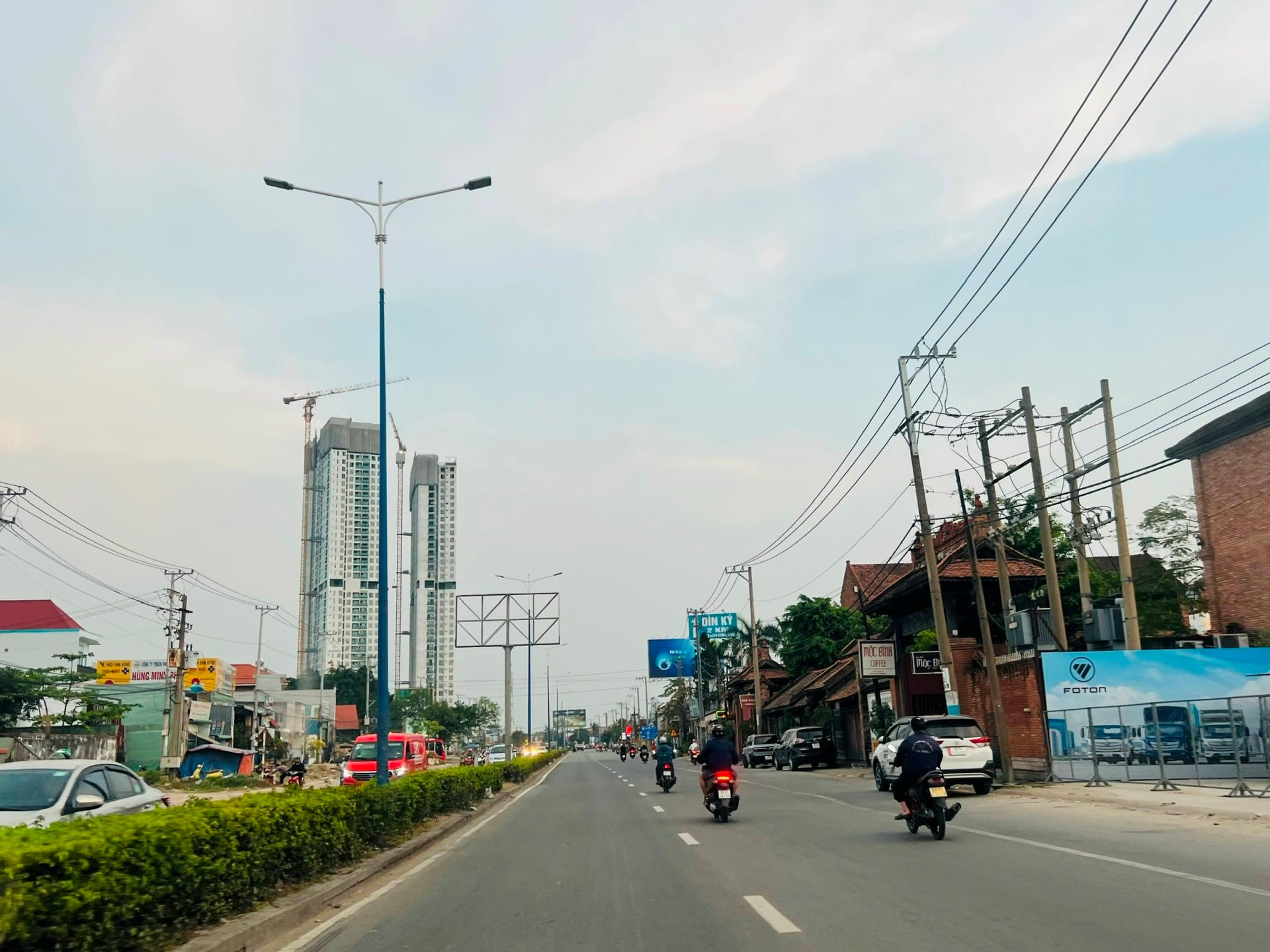 Tuyến đường có hạ tầng đồng bộ là yếu tố giúp chọn đất có tiềm năng tăng giá